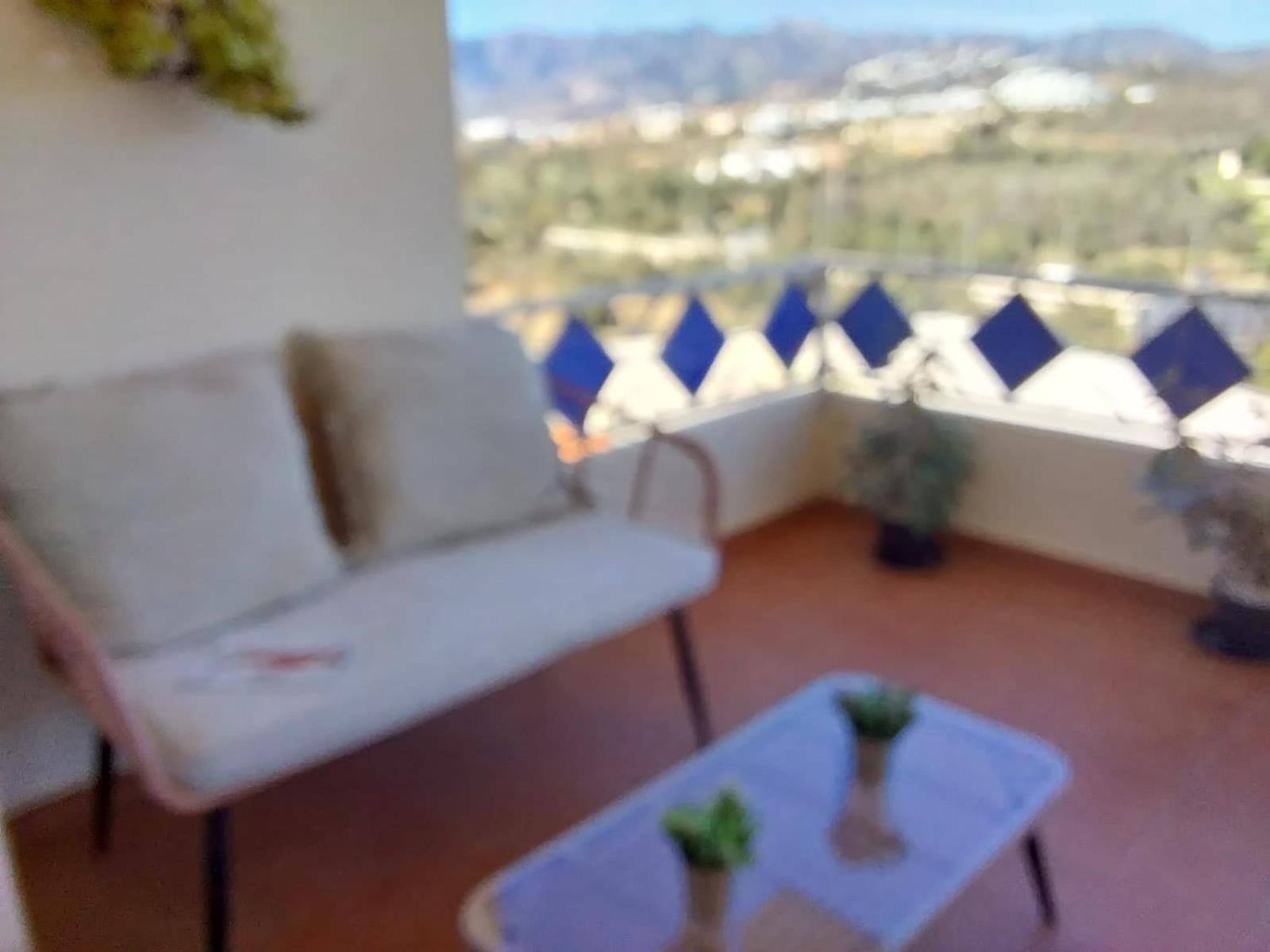 Apartemen Napoleon 4a With Pool Close To The