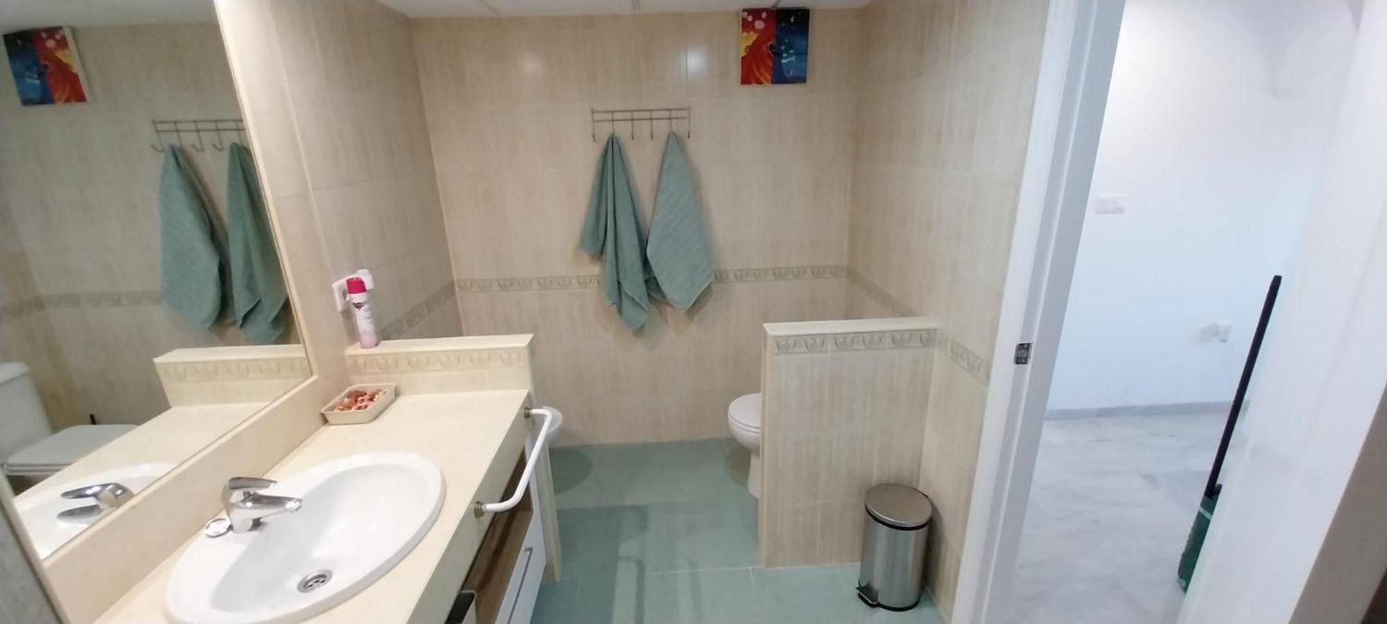 Apartemen Napoleon 4a With Pool Close To The *